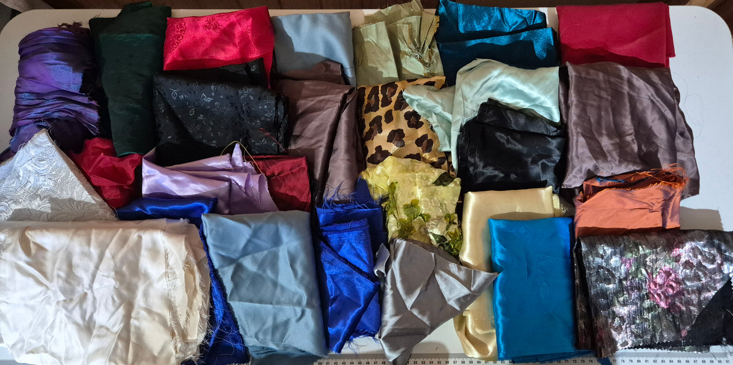 Dress fabric scrap bag - Fabric Rescue