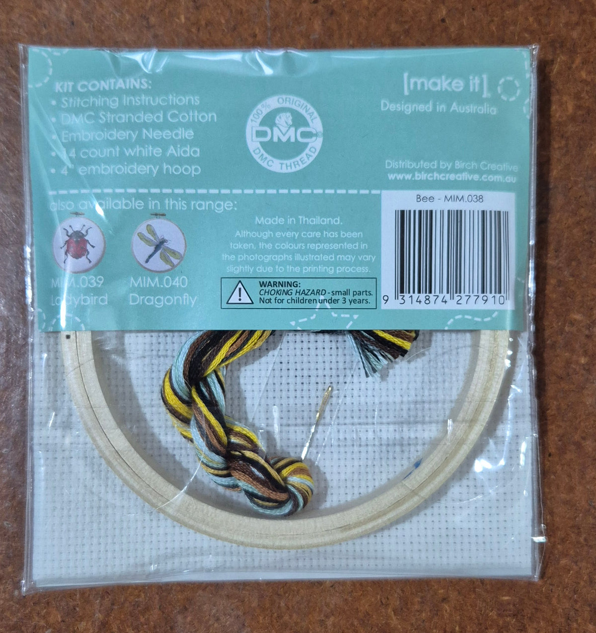 Bee mini cross stitch kit