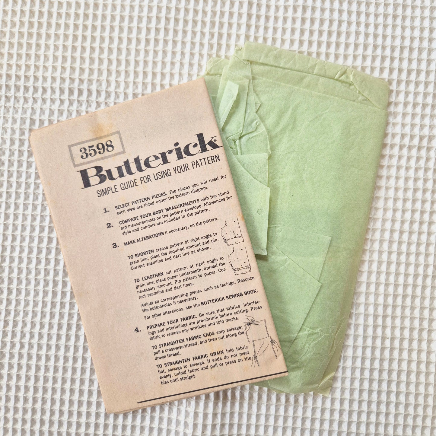 Butterick 3598 sewing pattern pieces