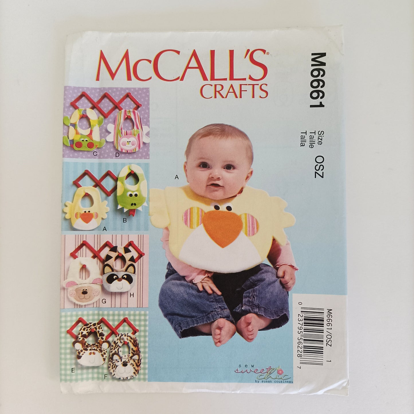 McCall's 6661, Baby bib pattern