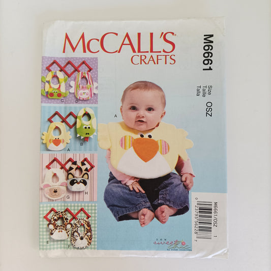 McCall's 6661, Baby bib pattern