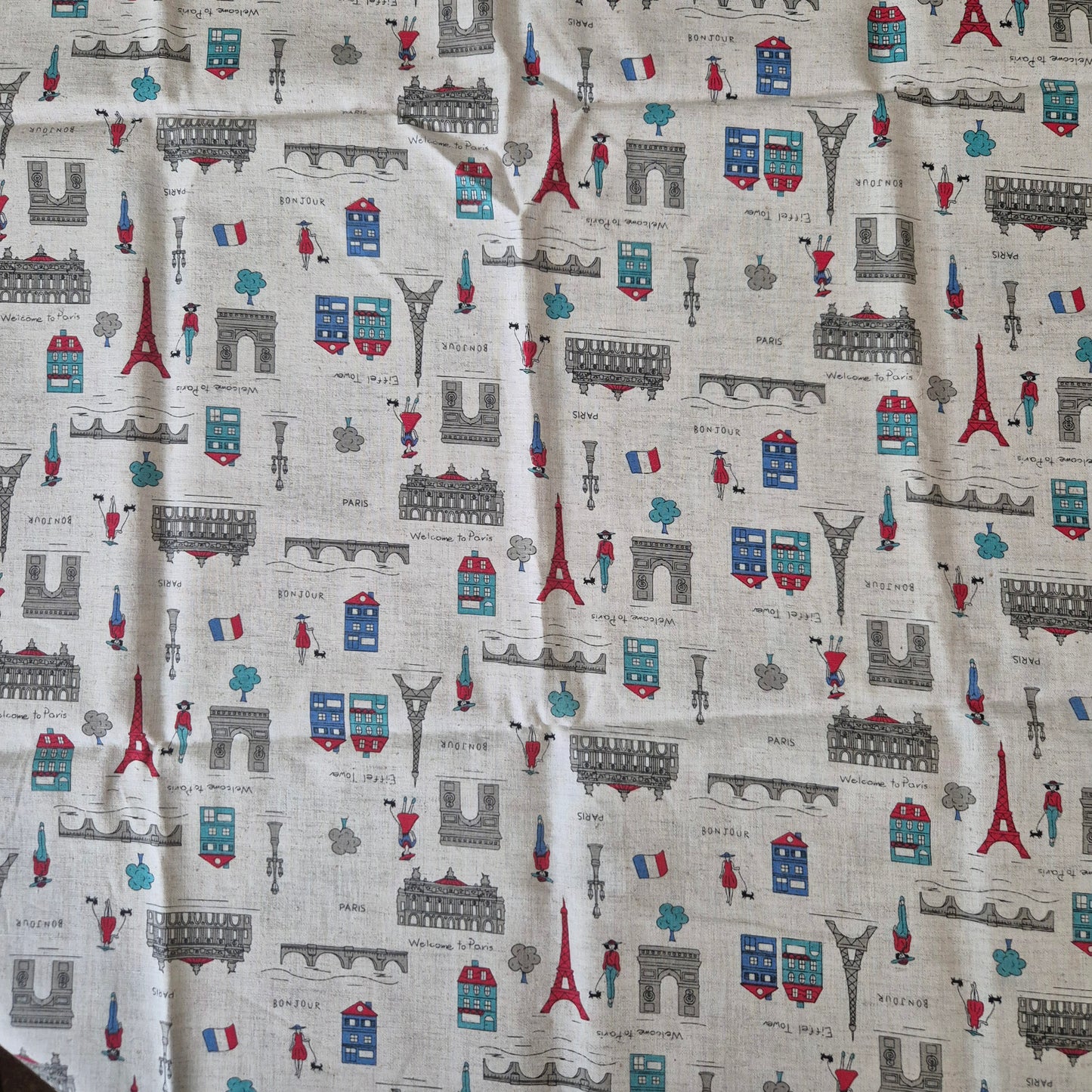 Cotton Fabric - Paris - 1m remnant - Fabric Rescue