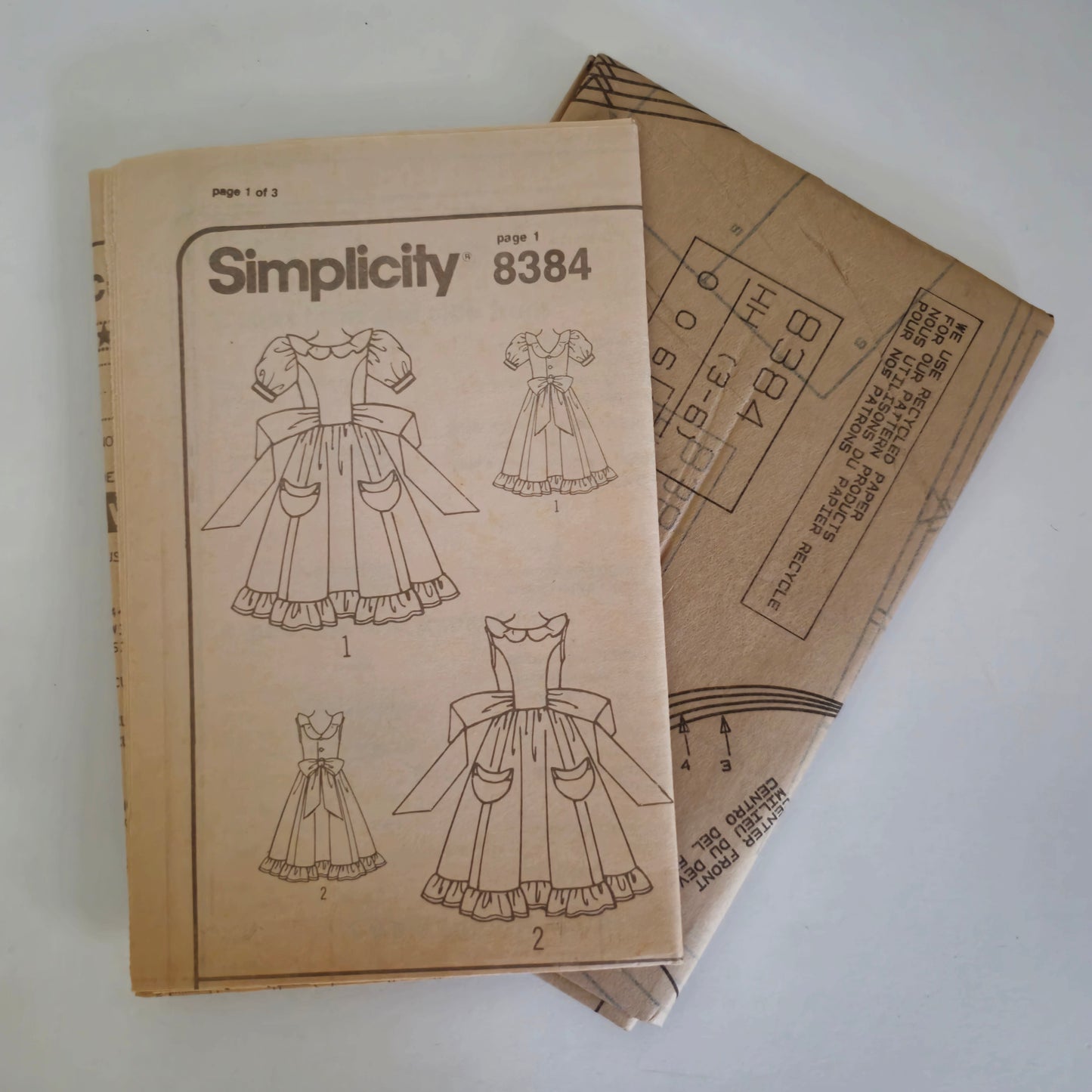 Simplicity 8384, girls' and child's dress pattern, sizes 3 to 6