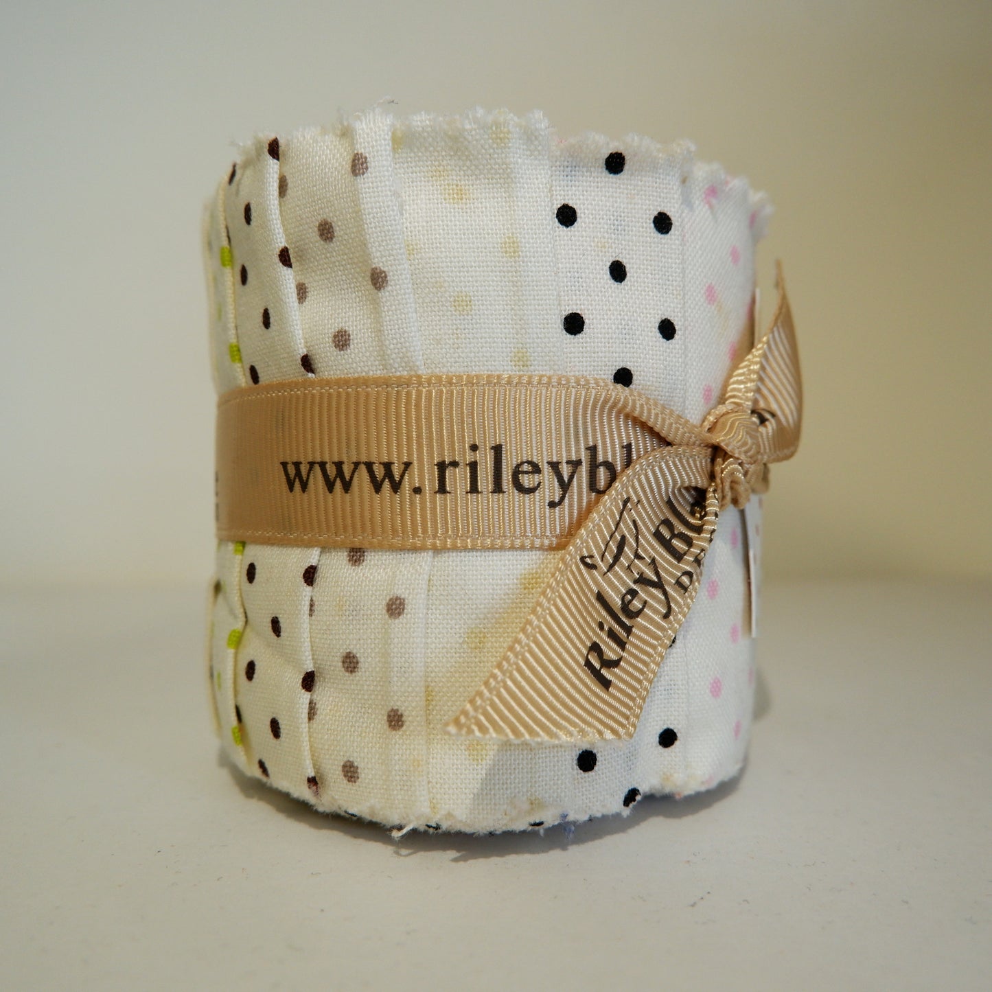 Swiss Dot Rolie Polie - 11 Pieces - Le Creme Basics Riley Blake