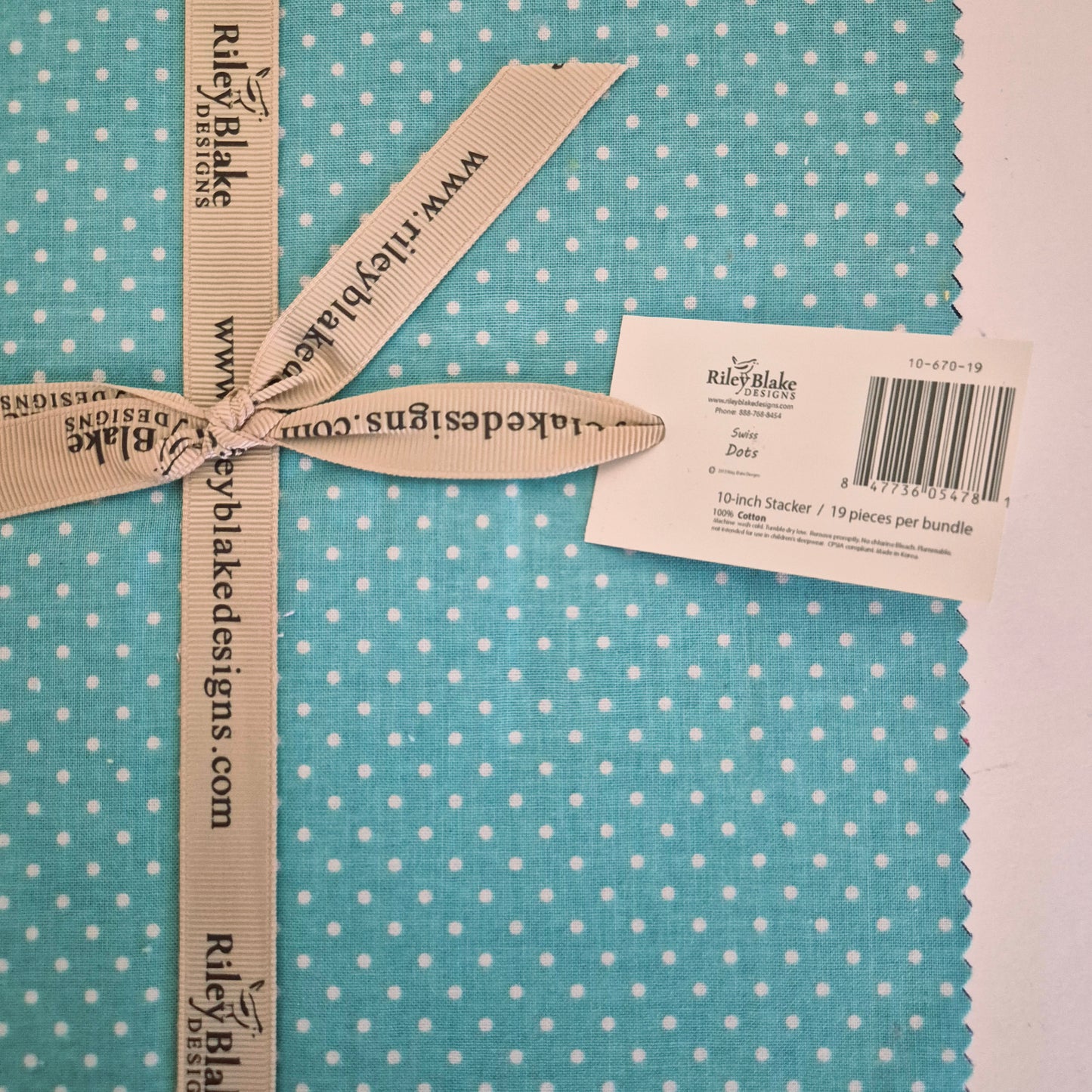 Swiss Dots - 10 inch Stacker - 19 Pieces - Riley Blake
