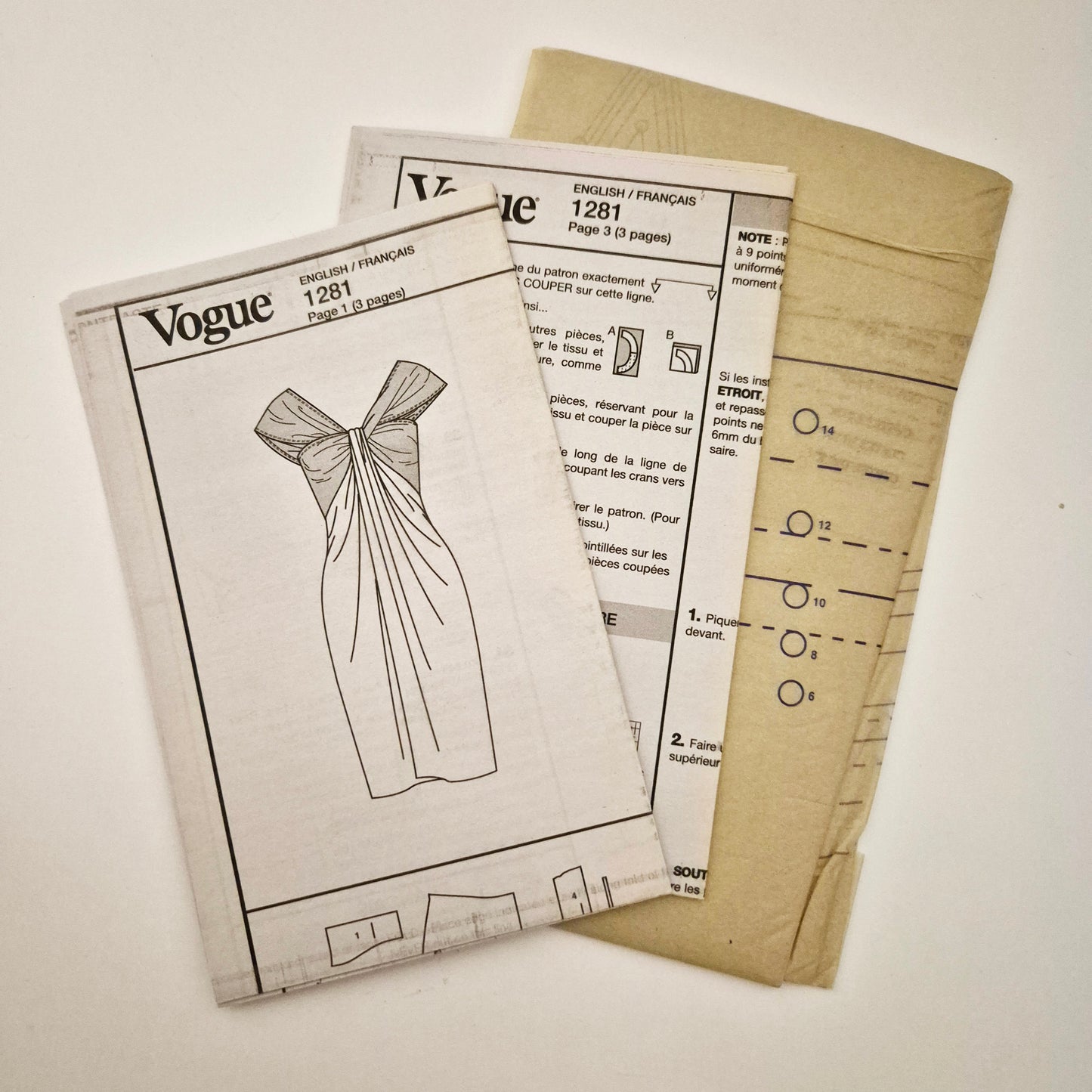 Vogue V1281 dress pattern. Sizes 6 - 14