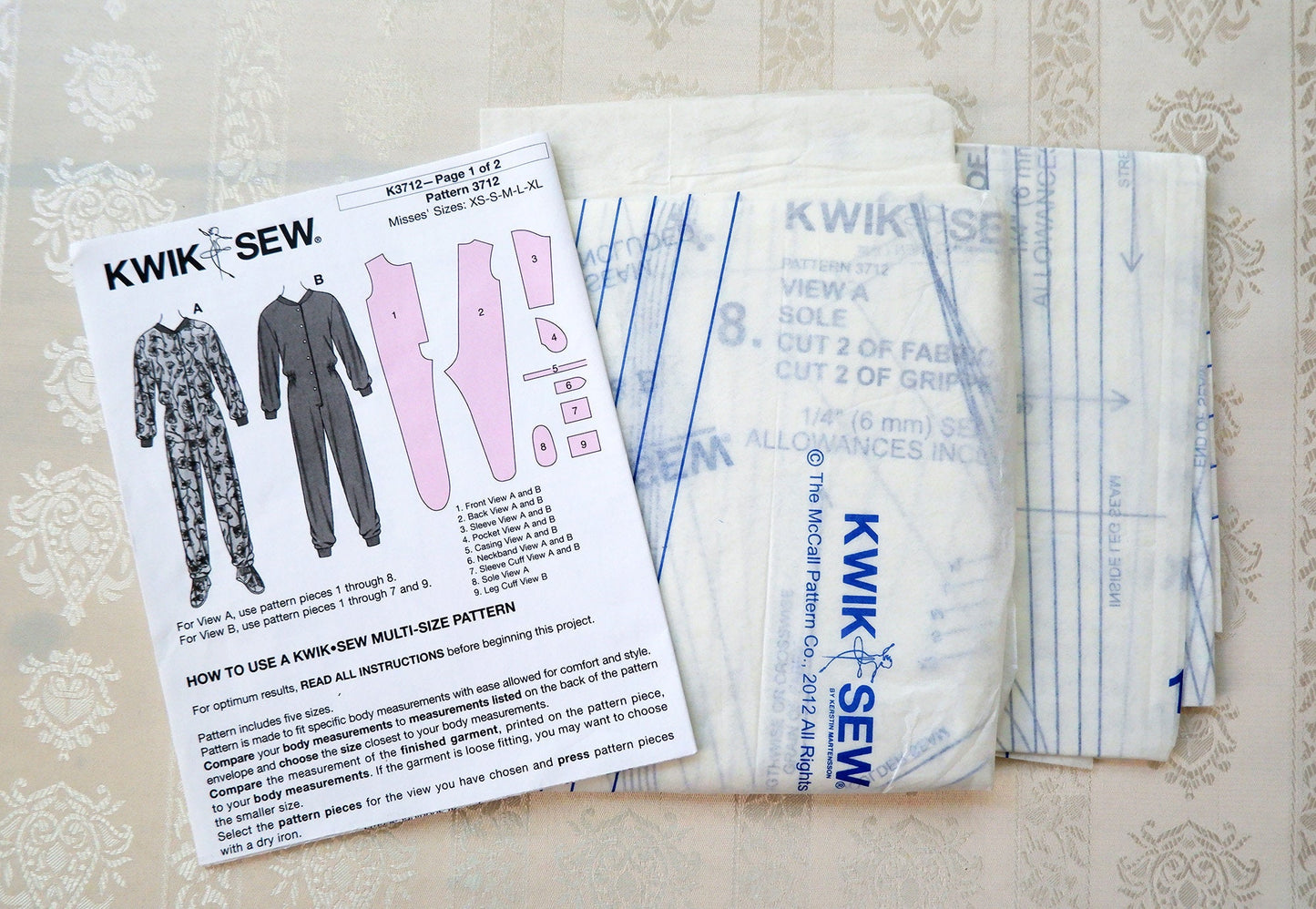 Kwik Sew K3712 Women's pajamas pattern, sizes XS - XL