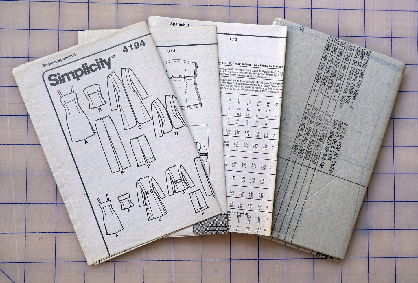 Simplicity 4194, dress top coat jacket pants and shorts pattern. Sizes 12 - 22.