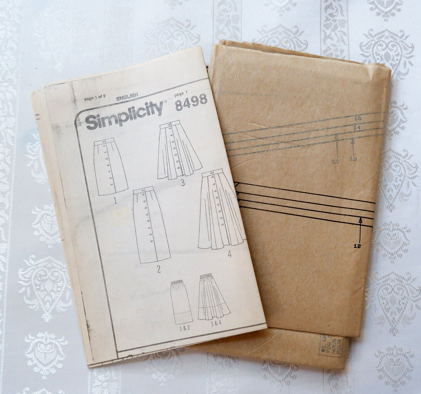 Simplicity 8498, skirt pattern, size 10 - 16