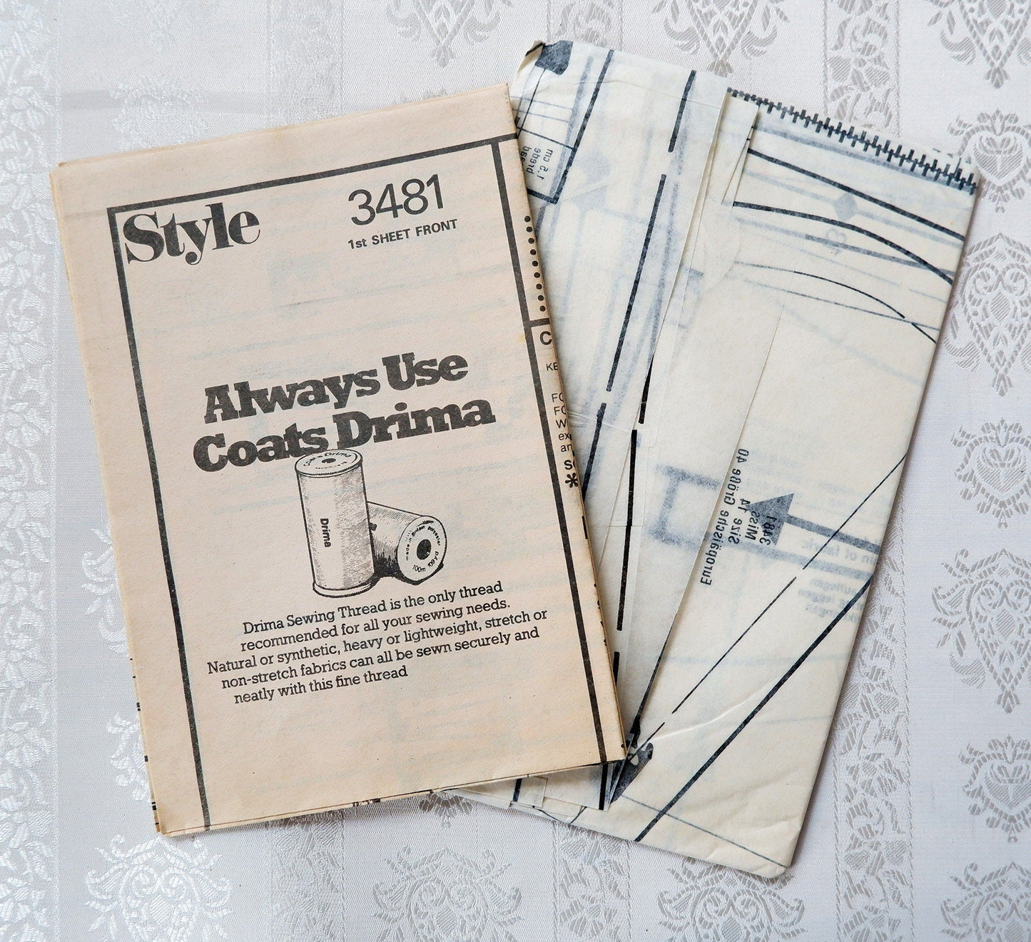 Style 3481, dress and pinafore pattern, Size 14, 1980s