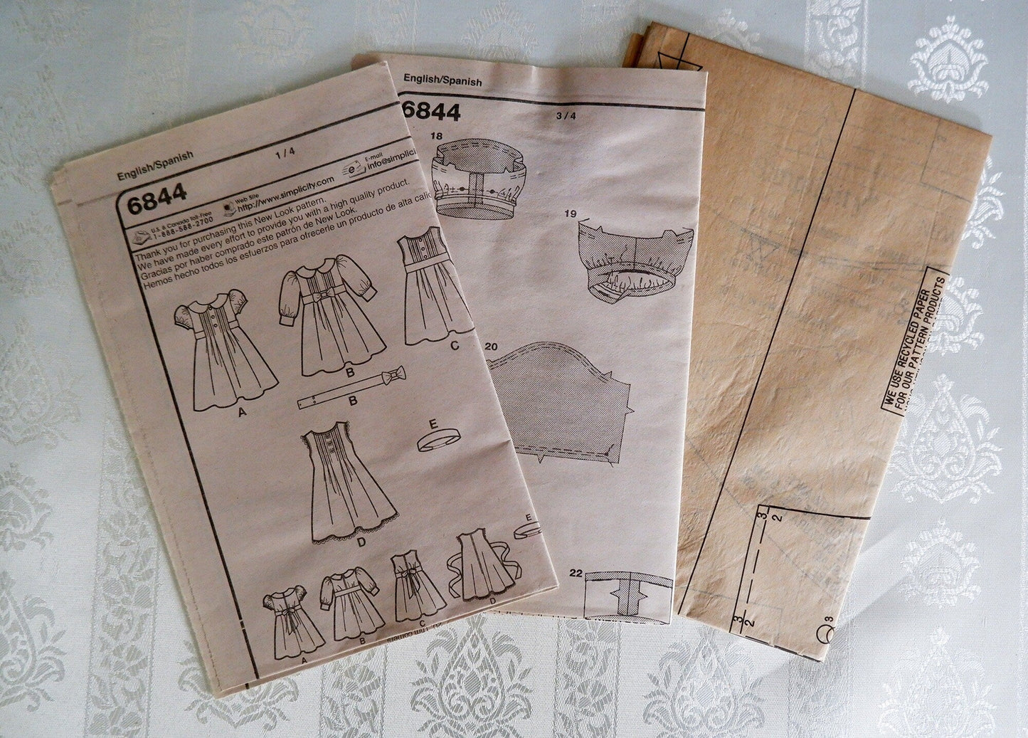 New Look 6844, toddlers dress pattern, Sizes 1/2-4 years