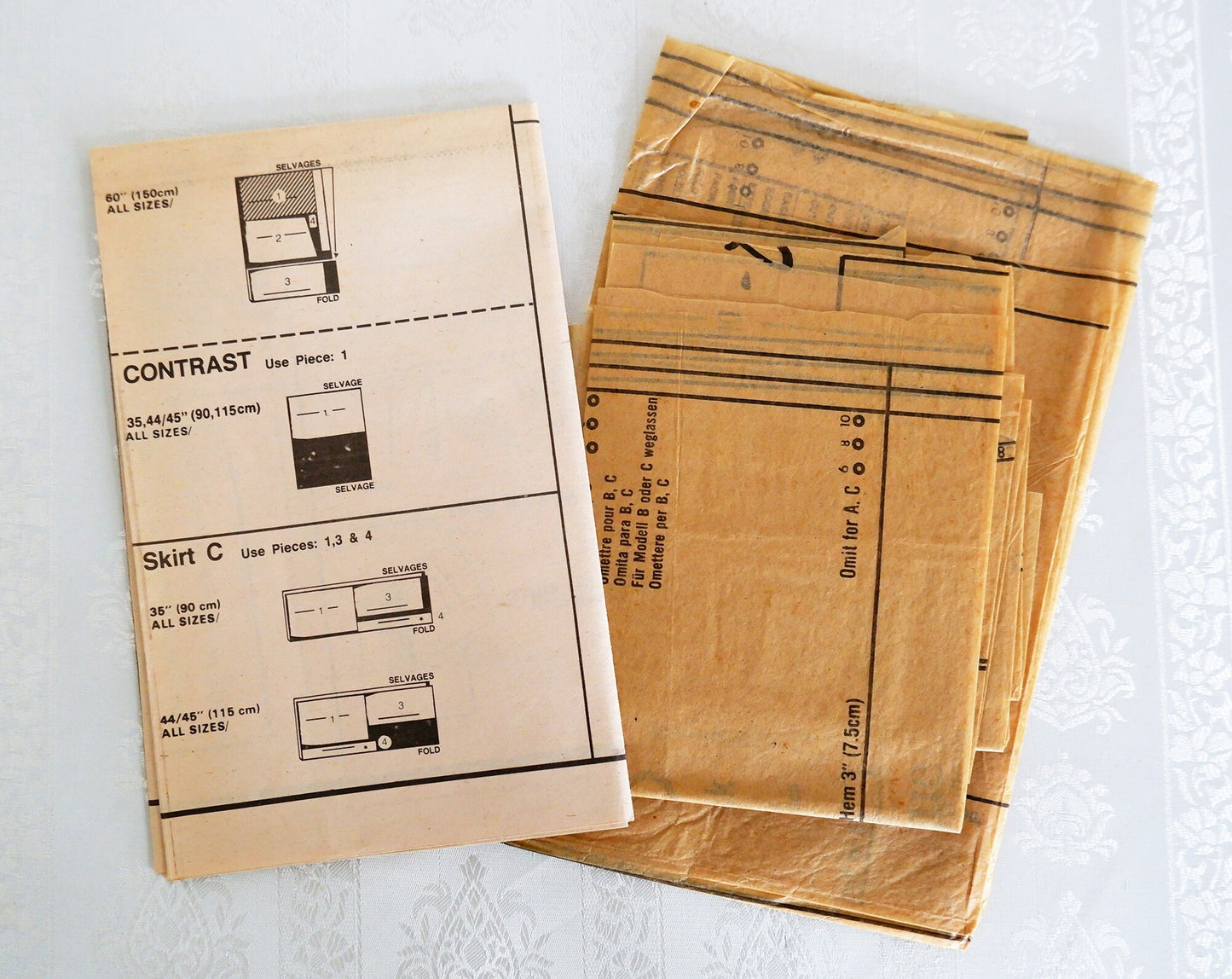 Vogue 9527, skirt pattern. Sizes 6 - 10. Partially cut but all sizes still usable.