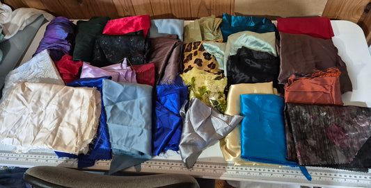 Dress fabric scrap bag - Fabric Rescue