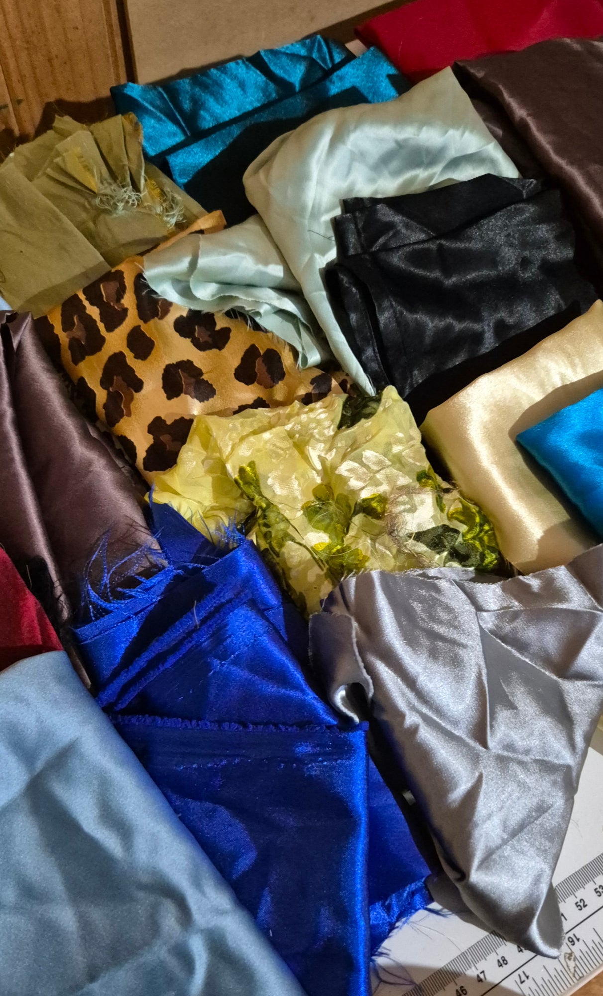 Dress fabric scrap bag - Fabric Rescue