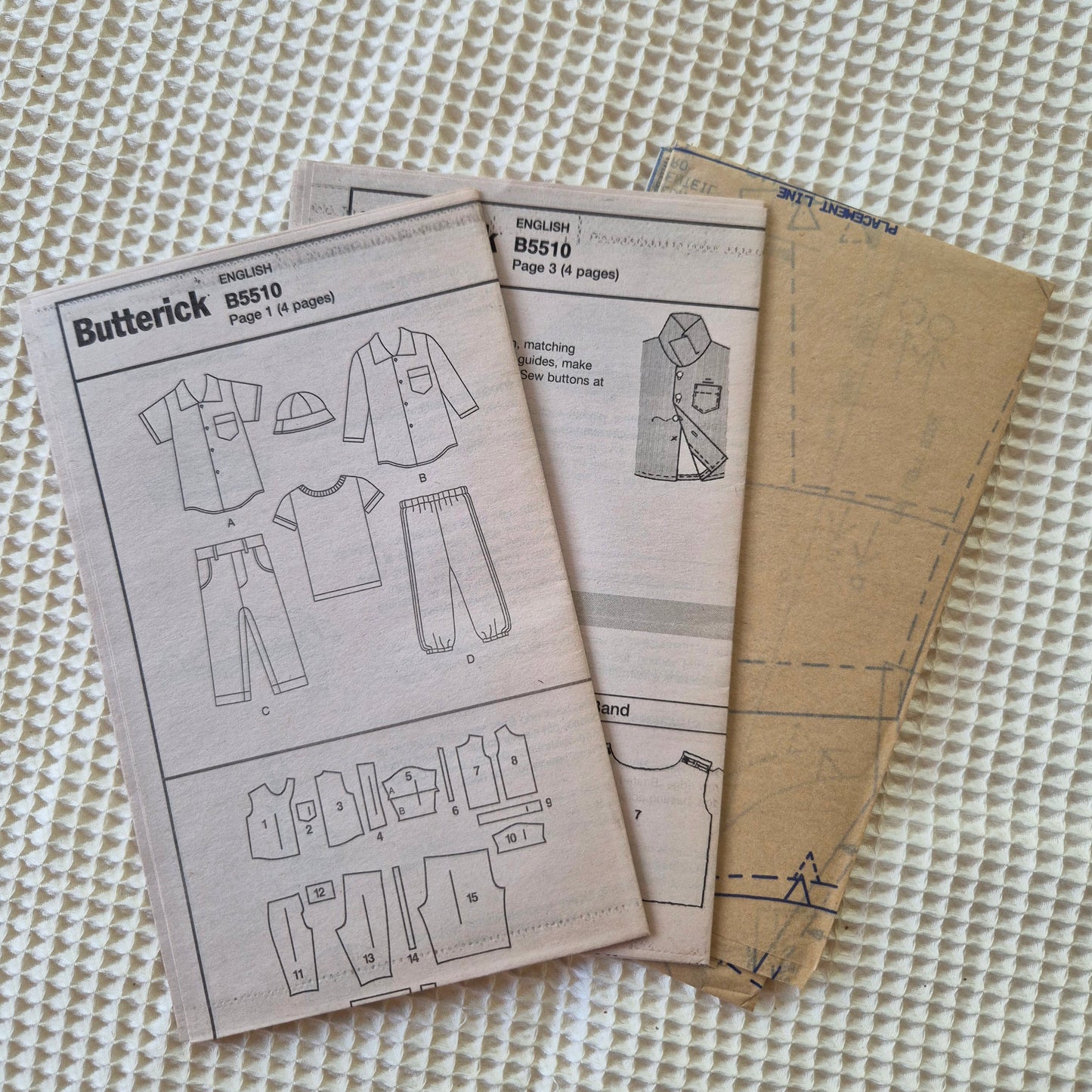 Butterick B5510, Infant shirt t-shirt pants and hat pattern, Sizes L - XL