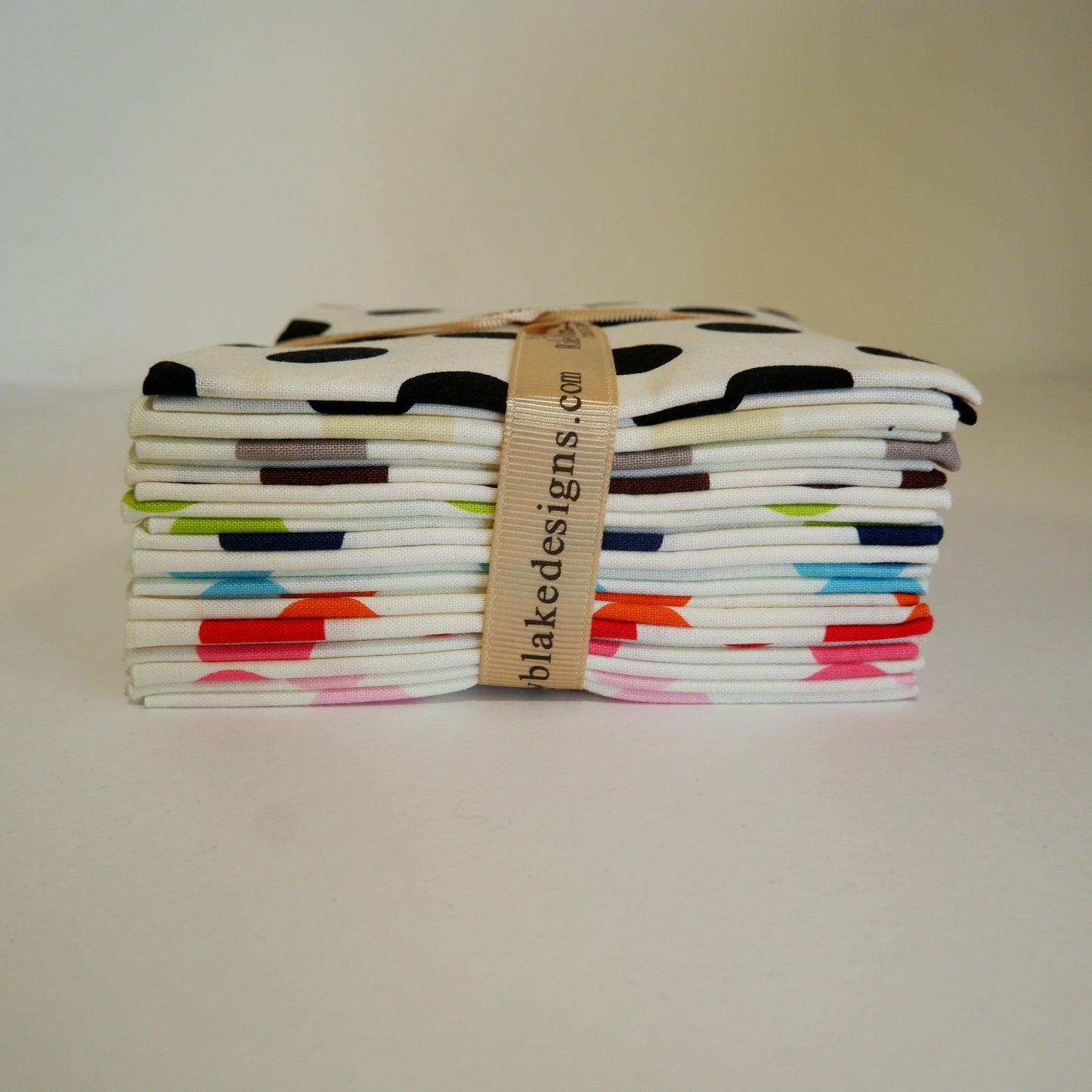 Medium Dot Fat Quarter - 11 Pieces - Le Creme Basics Riley Blake