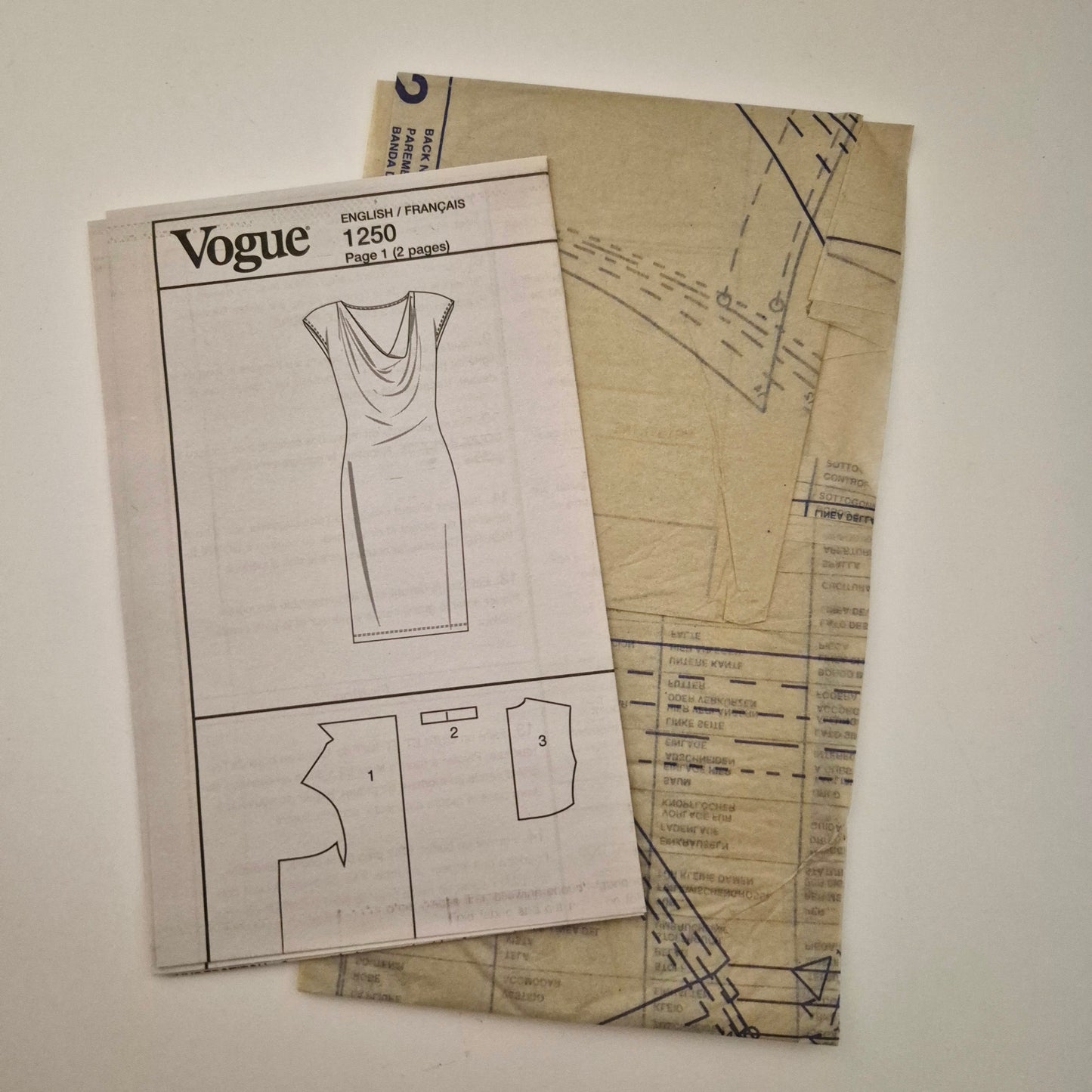 Vogue V1250 DKNY dress pattern. Sizes 6 - 14