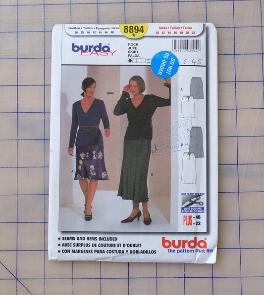 Burda 8894 , semi-fitted skirt pattern, Sizes 10 - 22
