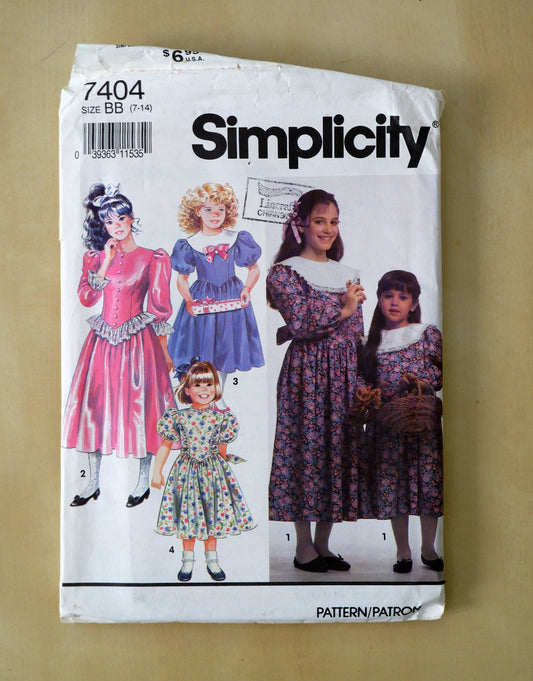 Simplicity 7404 , girls dress pattern, sizes 7 to 14