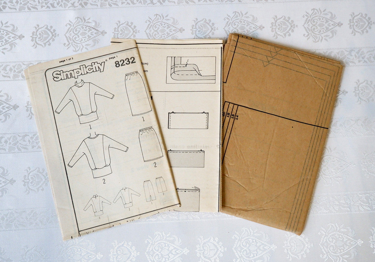 Simplicity 8232, pull on skirt and pullover top pattern, sizes 14 - 20