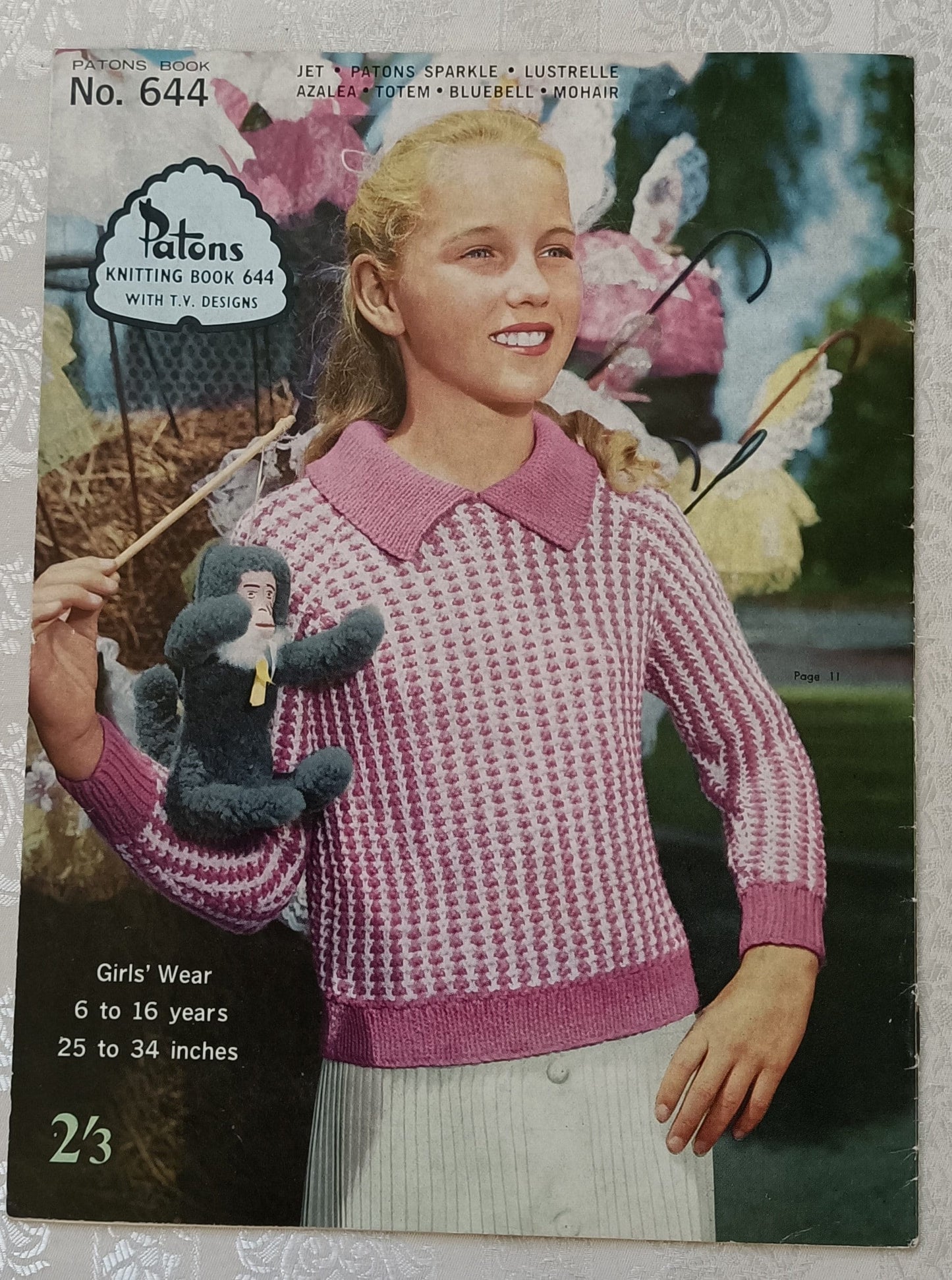 Patons knitting book 644 knitting patterns for girls 6 - 16.