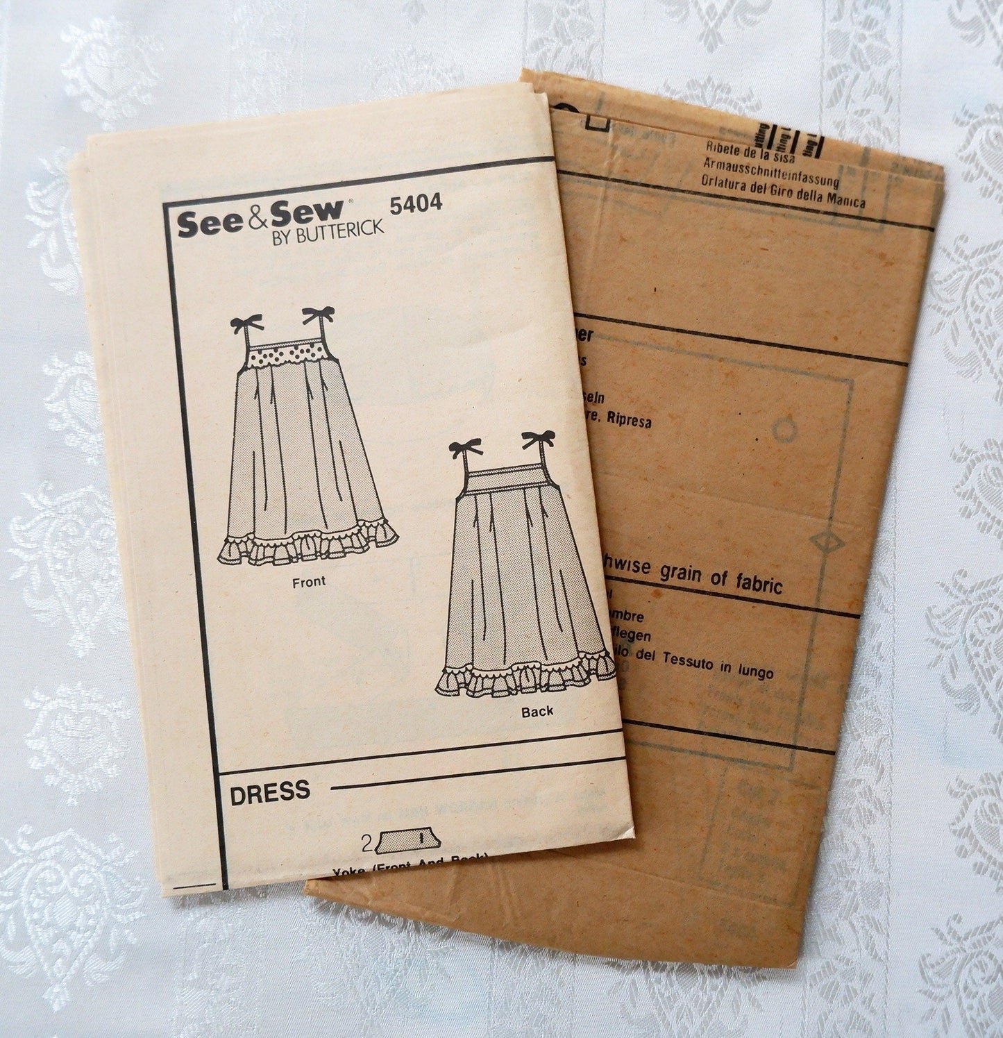 See and Sew 5404, children's dress pattern, sizes 2 - 4