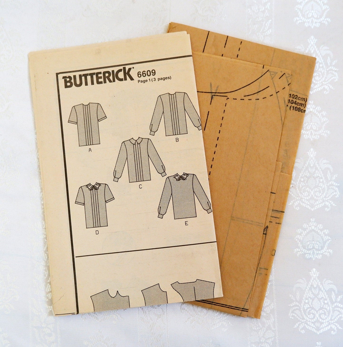 Butterick 6609, blouse pattern, sizes 8 - 12