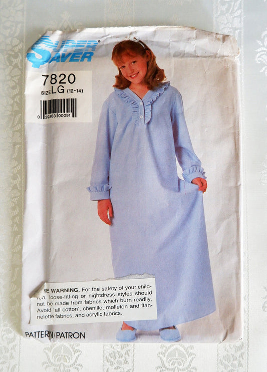 Simplicity 7820, nightgown pattern, Size 12 - 14
