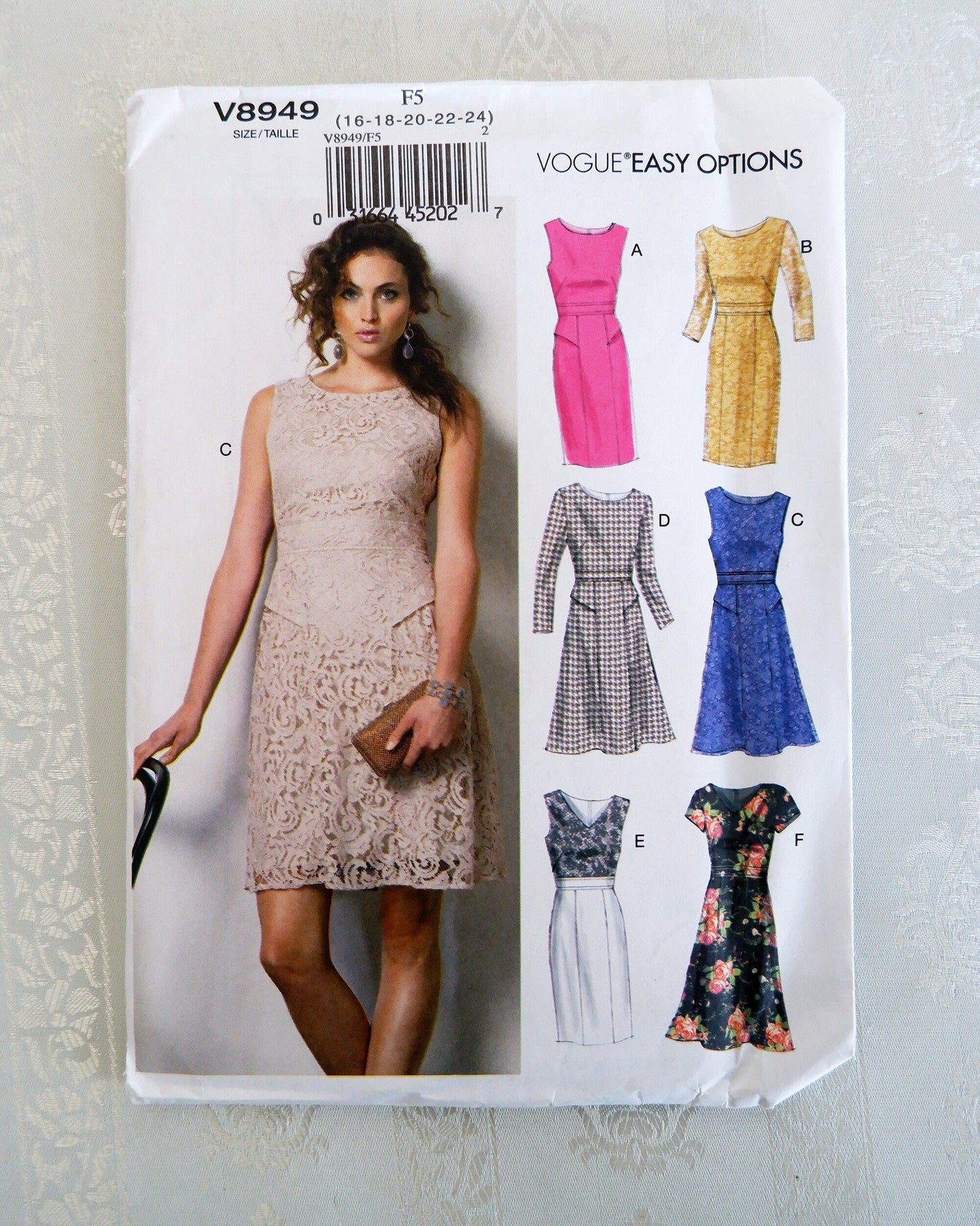 Vogue V8949, dress pattern. Sizes 16 - 24