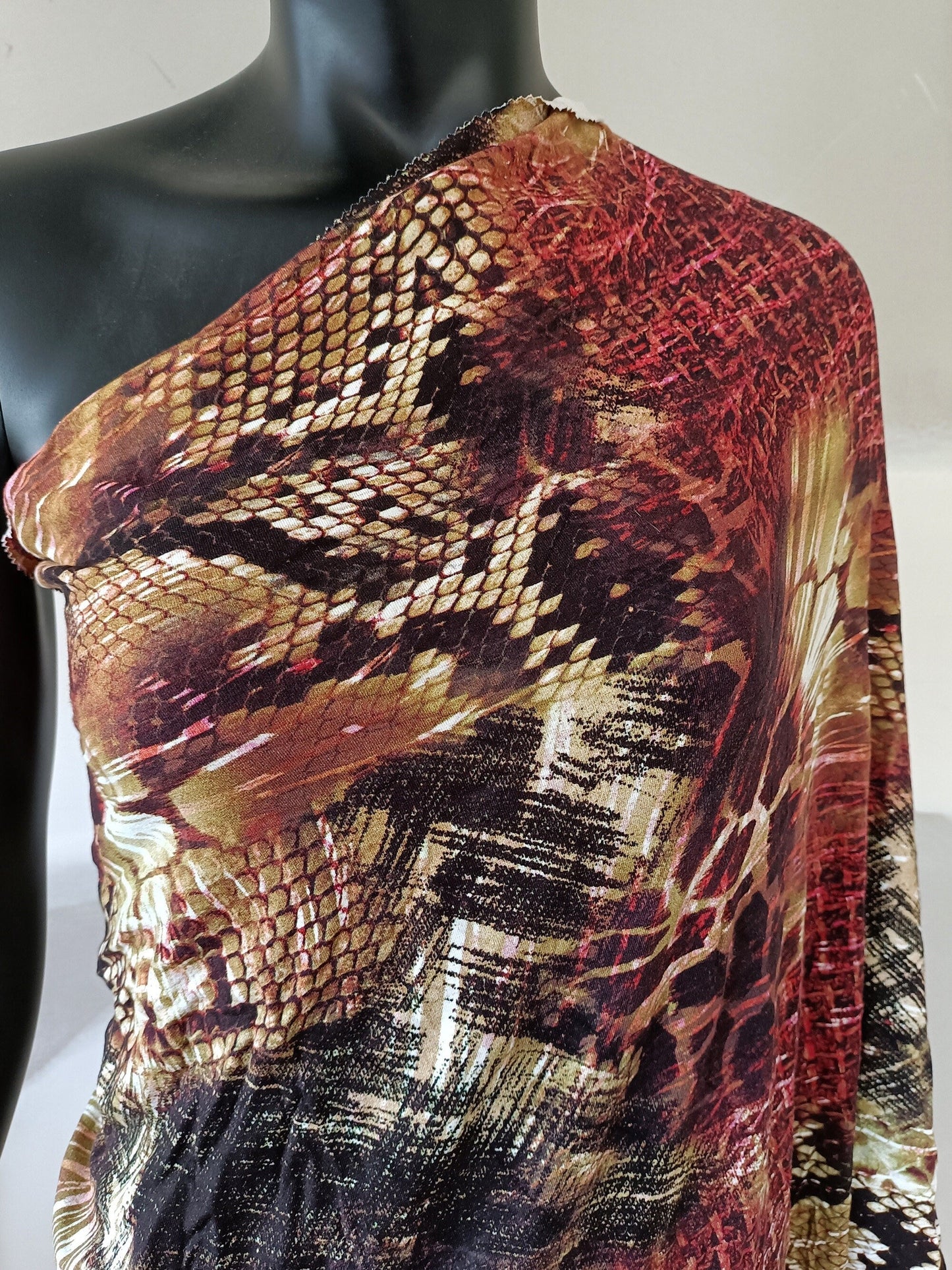 Knit - Abstract animal print - 70cm remnant - Fabric Rescue